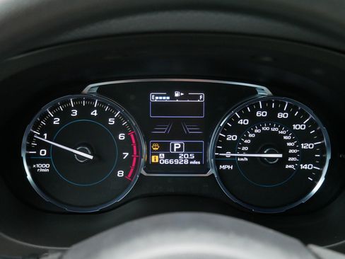 Used 2018 Subaru Forester 2.5i Premium AWD/4WD image 21