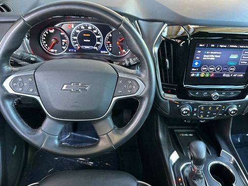 Used 2023 Chevrolet Traverse Premier w/ Redline Edition image 31