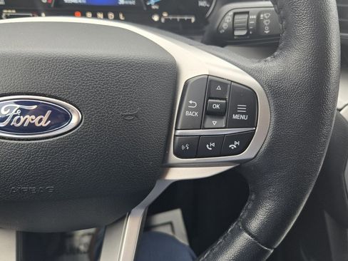Used 2021 Ford Explorer XLT w/ Equipment Group 202A image 14