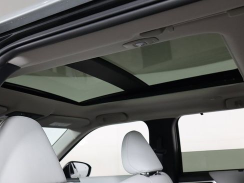 New 2025 Mitsubishi Outlander SEL image 22