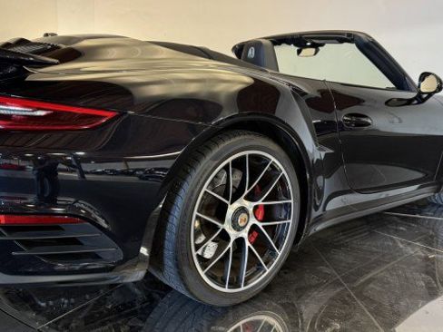 Used 2019 Porsche 911 Turbo image 31