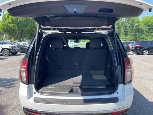 Used 2021 Chevrolet Tahoe Premier AWD/4WD image 17