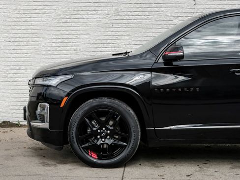 Used 2022 Chevrolet Traverse Premier w/ Redline Edition image 12