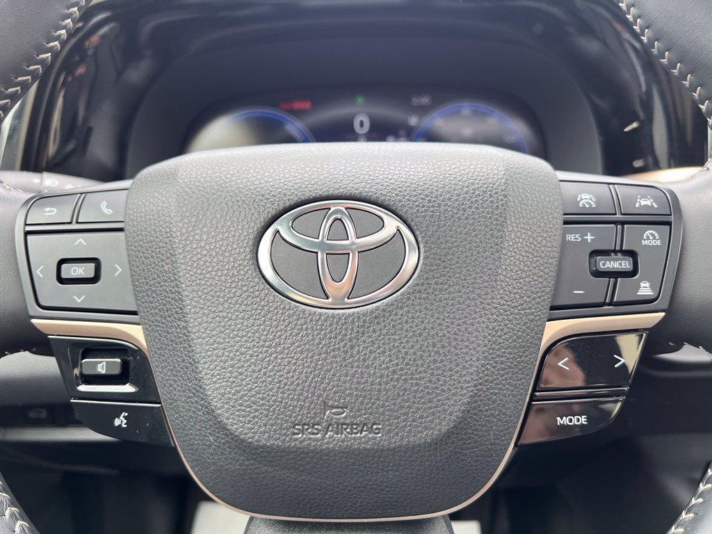 Certified 2024 Toyota Crown Platinum AWD/4WD image 36