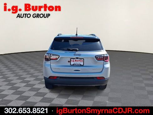 Used 2024 Jeep Compass Limited AWD/4WD image 5