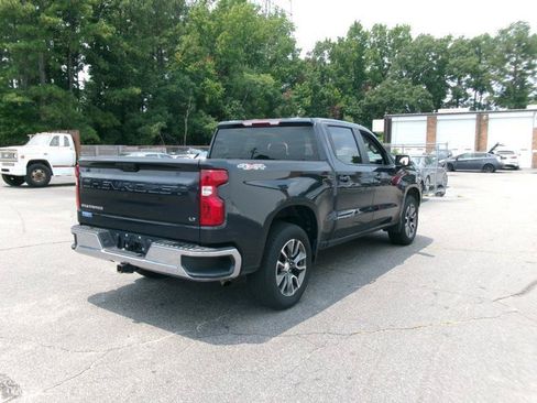 Used 2024 Chevrolet Silverado 1500 LT AWD/4WD image 6