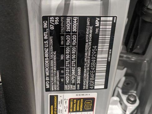 Used 2025 Mercedes-Benz GLE 350 4MATIC image 25