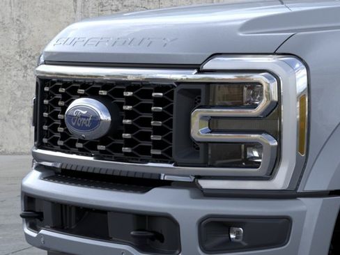 New 2026 Ford F450 Platinum w/ FX4 Off-Road Package AWD/4WD image 17