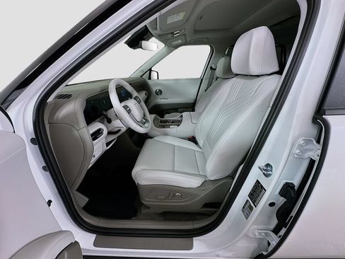 New 2026 Hyundai Palisade SEL w/ Tow & Go Package FWD image 16