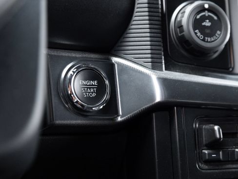 Used 2024 Ford F150 Raptor AWD/4WD image 17