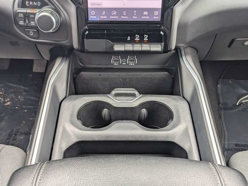 Used 2025 RAM 1500 Big Horn AWD/4WD image 18