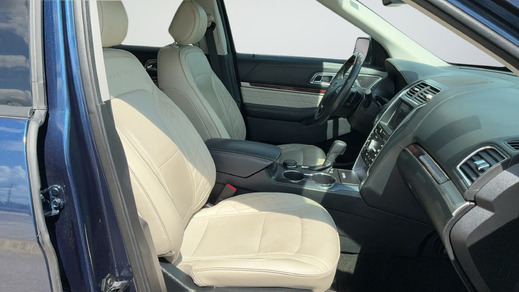 Used 2017 Ford Explorer Platinum AWD/4WD image 21