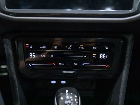 Used 2023 Volkswagen Tiguan SE R-Line FWD image 20
