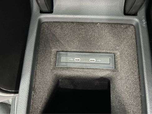 Used 2023 Volkswagen Arteon SEL Premium image 34