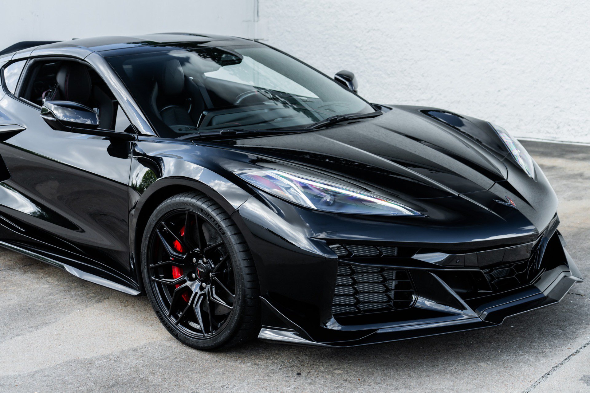 Used 2026 Chevrolet Corvette Z06 w/ Z07 Performance Package RWD image 16