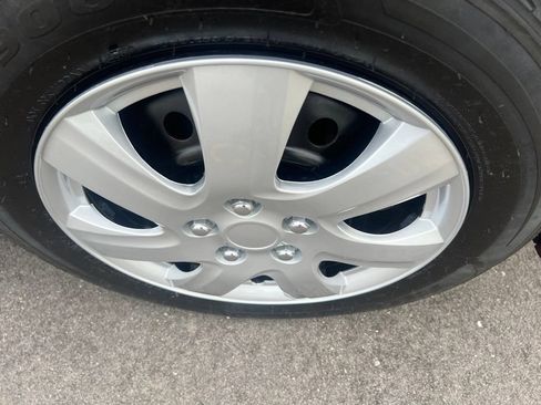 Used 2016 Hyundai Elantra SE FWD image 37