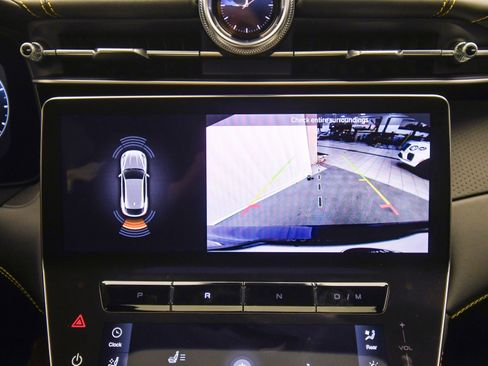 New 2025 Maserati Grecale GT image 38