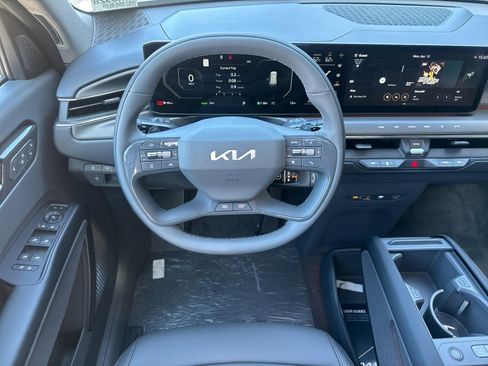 New 2026 Kia EV9 Land AWD/4WD image 14