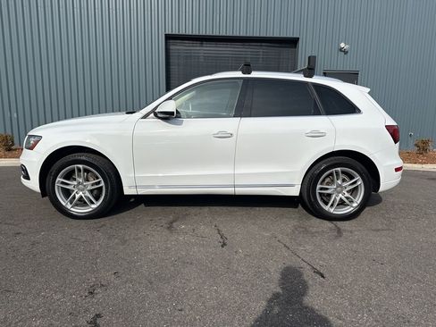 Used 2017 Audi Q5 2.0T Premium image 10