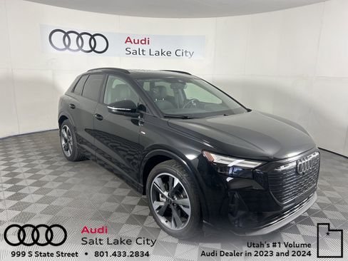 Used 2024 Audi Q4 e-tron Premium w/ Convenience Package image 1