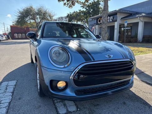 Used 2017 MINI Cooper Clubman image 2