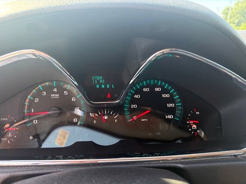 Used 2017 Chevrolet Traverse Premier FWD image 8