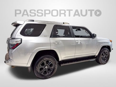 Certified 2022 Toyota 4Runner SR5 Premium image 11