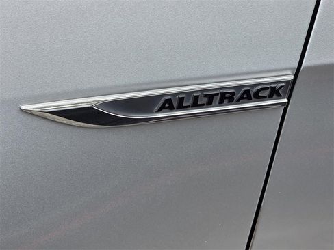 Used 2017 Volkswagen Golf Alltrack SE image 27