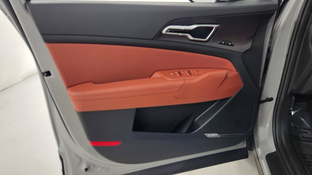 New 2026 Kia Sportage SX AWD/4WD image 19