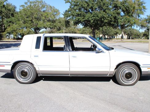 Used 1993 Chrysler New Yorker Fifth Avenue image 36