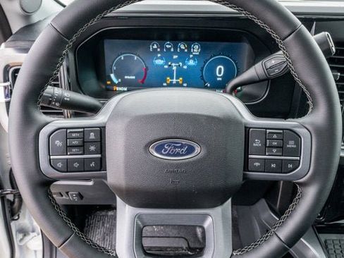 New 2026 Ford F250 Lariat w/ Black Appearance Package image 33
