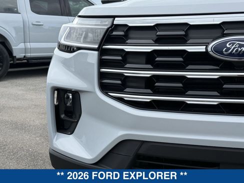 New 2026 Ford Explorer Active w/ Active Comfort Package RWD image 10