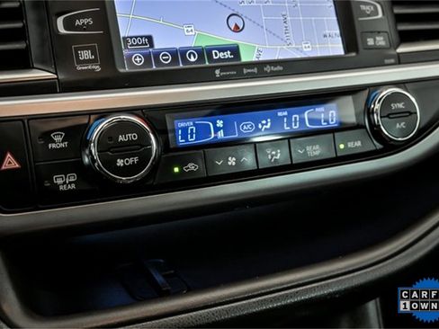 Used 2019 Toyota Highlander Limited image 23
