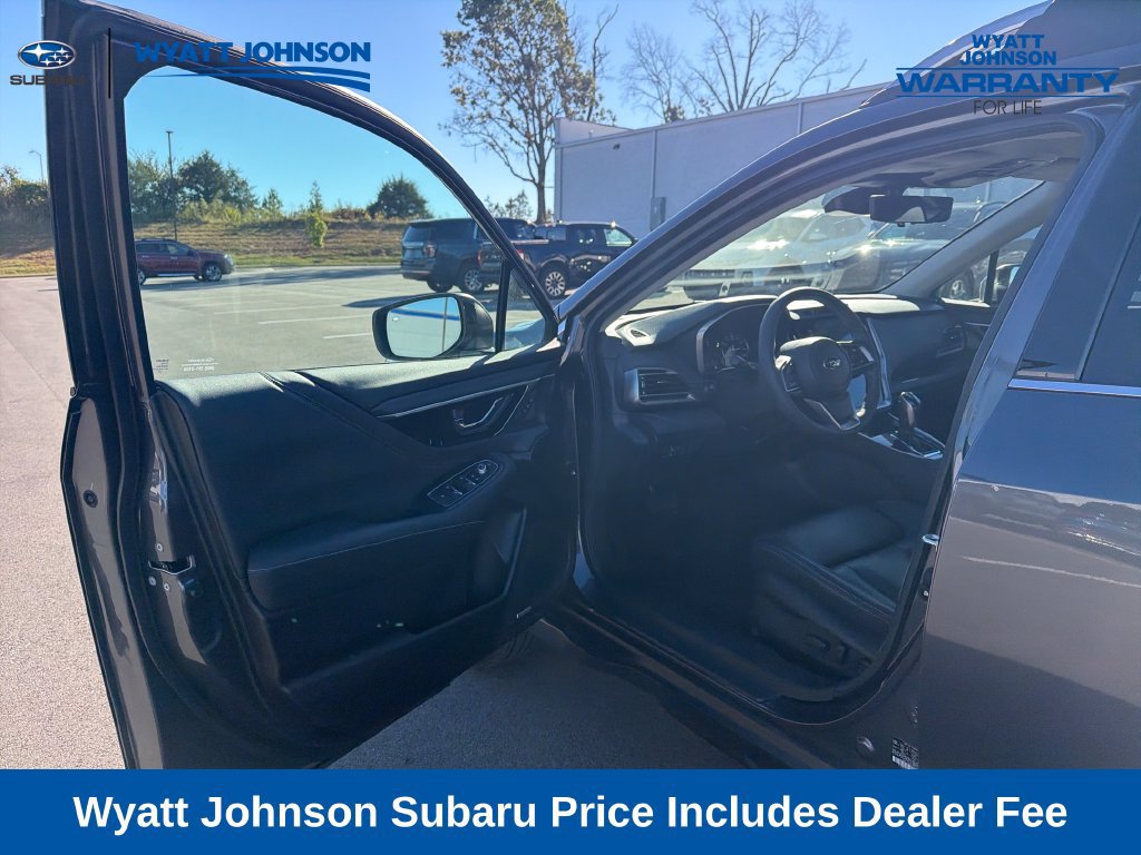 Used 2025 Subaru Outback Touring XT AWD/4WD image 19