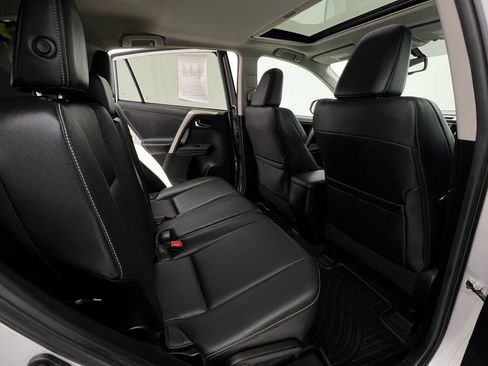 Used 2015 Toyota RAV4 Limited AWD/4WD image 14