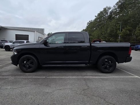 Used 2018 RAM 1500 Express w/ Black Ram 1500 Express Group image 4