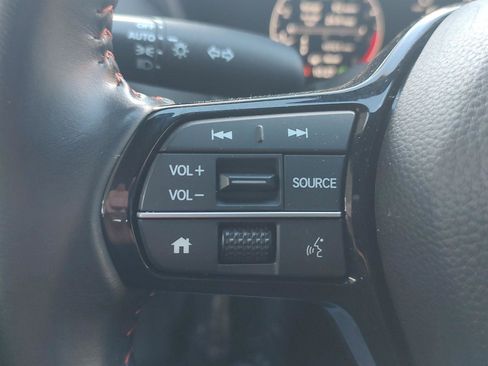 Used 2024 Honda HR-V Sport image 11