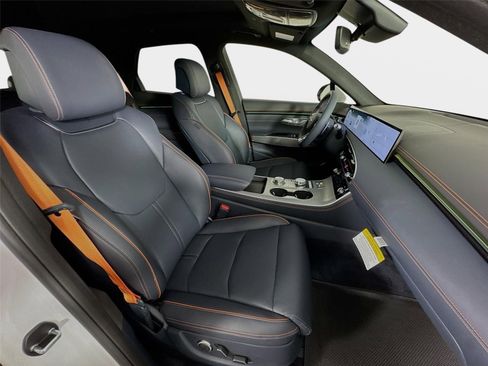 New 2026 Genesis GV70 2.5T Sport Prestige AWD/4WD image 30