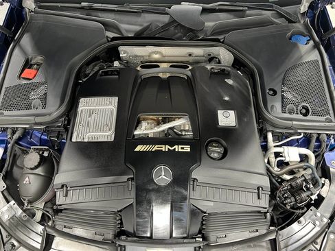 Used 2021 Mercedes-Benz AMG GT 63 image 31
