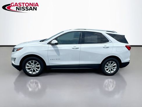 Used 2018 Chevrolet Equinox LT w/ Sun & Infotainment Package FWD image 5
