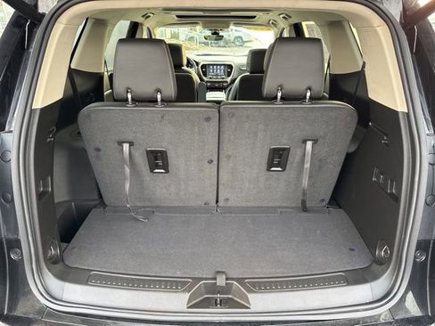 Used 2023 GMC Acadia Denali w/ Black Diamond Edition image 22