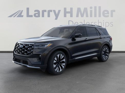 New 2026 Ford Explorer Platinum AWD/4WD image 1