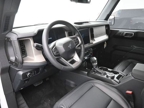 New 2025 Ford Bronco Outer Banks image 33