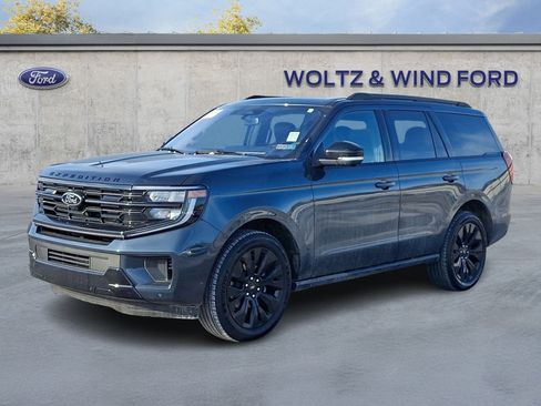 Certified 2025 Ford Expedition Platinum w/ Stealth Appearance Package image 3