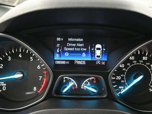 Used 2017 Ford Escape Titanium w/ Equipment Group 301A AWD/4WD image 21