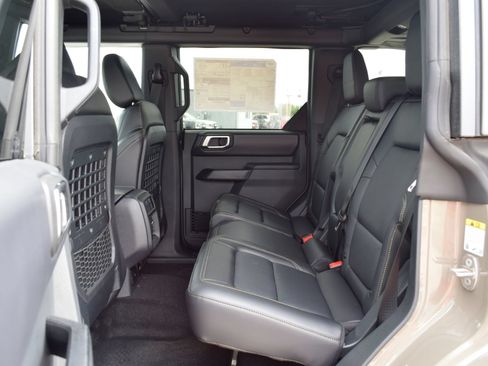 New 2026 Ford Bronco Badlands AWD/4WD image 20