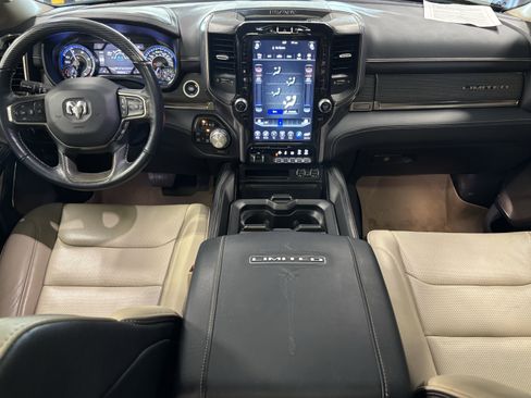Used 2020 RAM 1500 Limited image 9