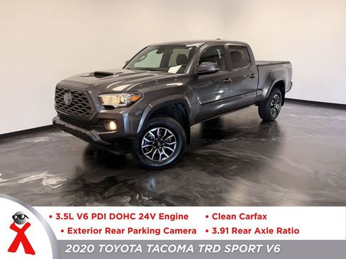 Used 2020 Toyota Tacoma TRD Sport AWD/4WD image 1