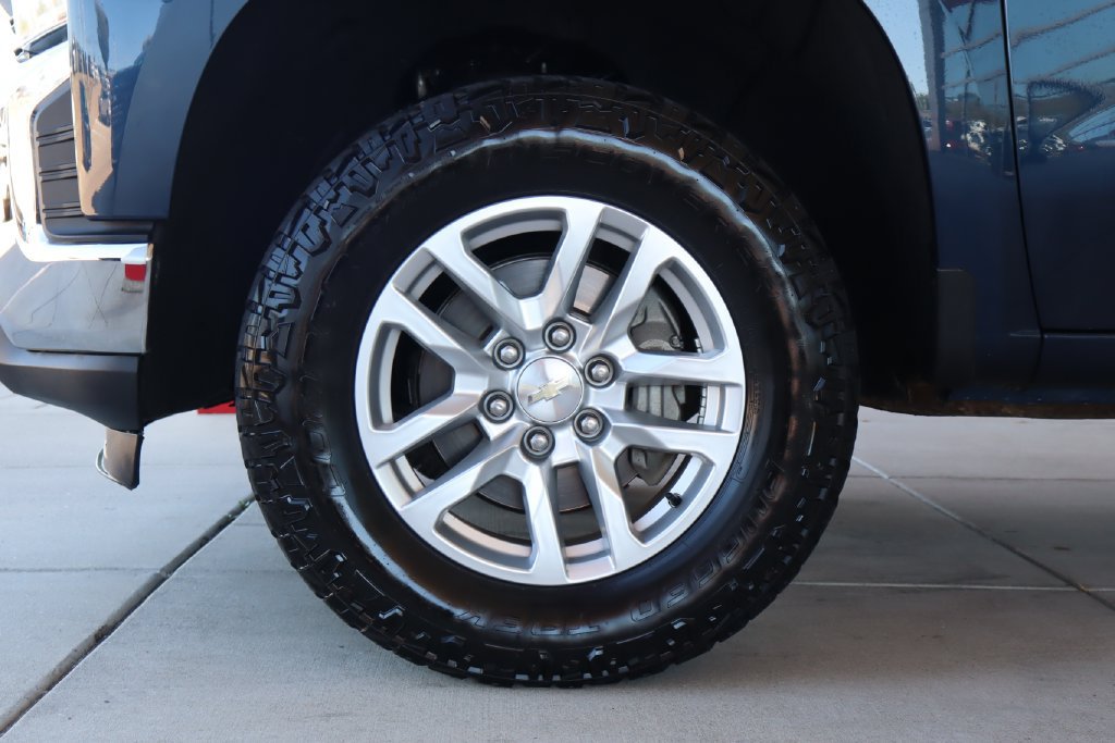 Used 2020 Chevrolet Silverado 1500 LT w/ All-Star Edition AWD/4WD image 5