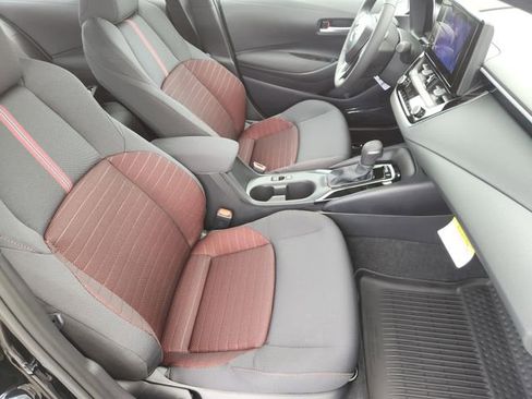 Used 2026 Toyota Corolla SE FWD image 12